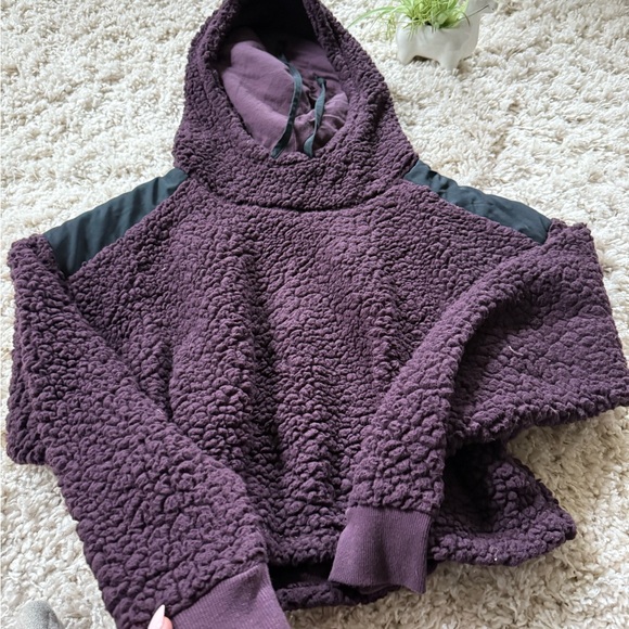 Zella Sweaters - Purple and black Zella fuzzy athletic warm cozy hoodie